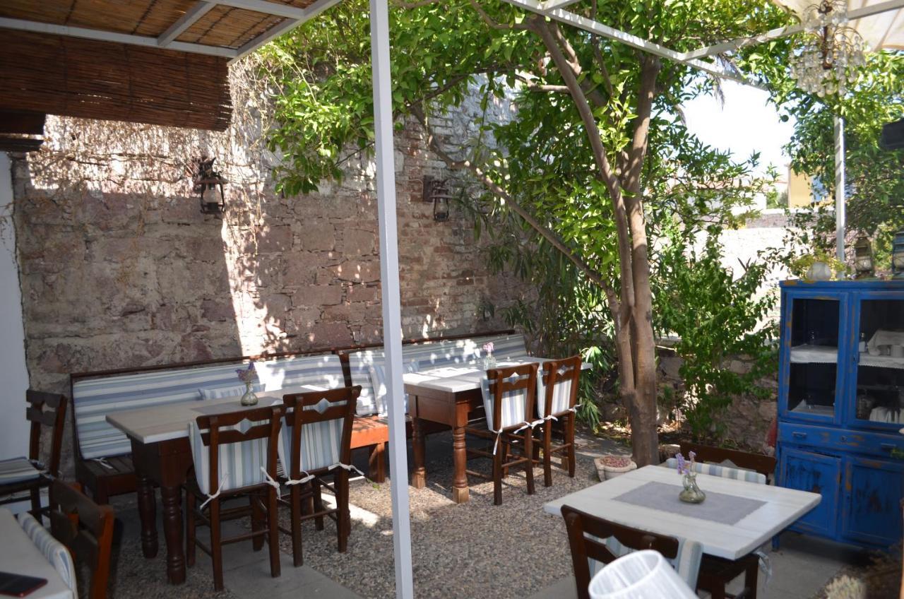 Cunda Adali Pansiyon Ayvalı Esterno foto