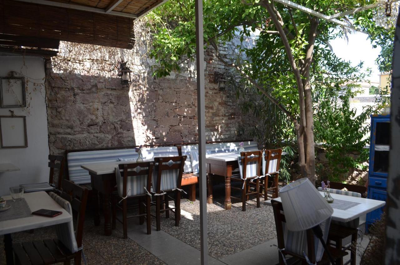 Cunda Adali Pansiyon Ayvalı Esterno foto
